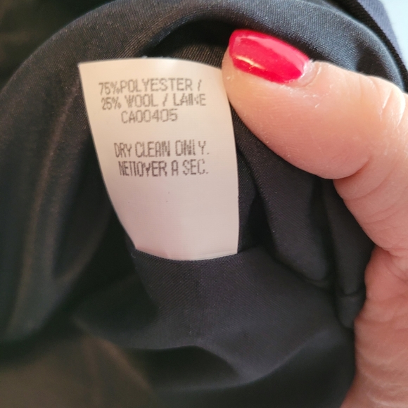 Haggar Navy blue 2 pce pant suit - Picture 9 of 16